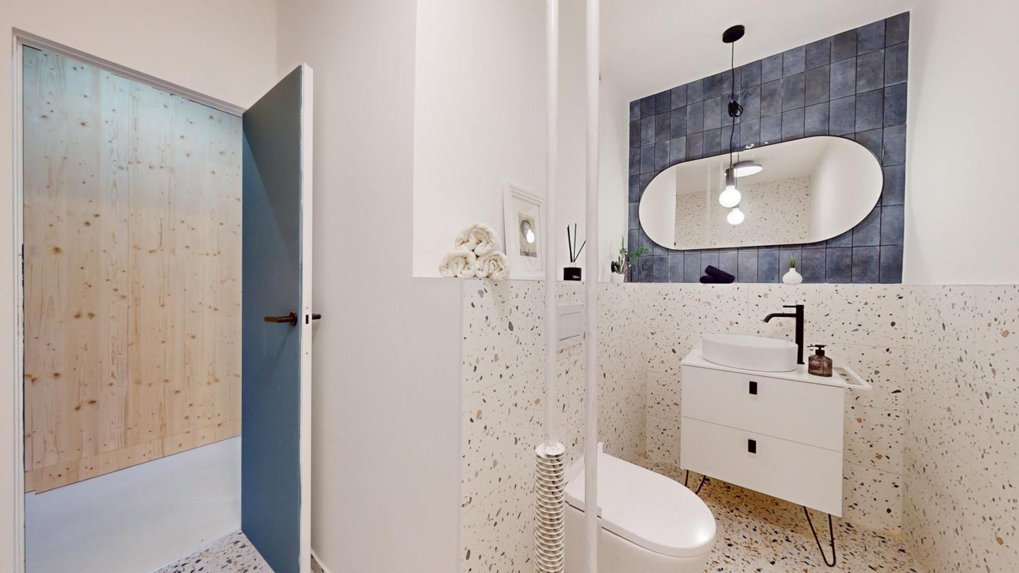 Modern 2 Bedroom Apt - Free Parking Bratislava Exteriör bild